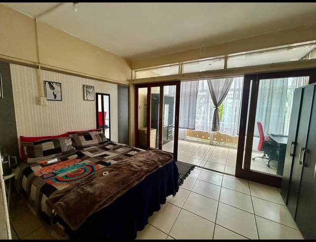 3 BEDROOM COMPLEX FOR SALE IN ARCADIA